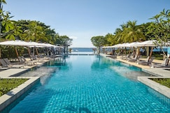 Crimson Resort and Spa Mactan, Cebu City